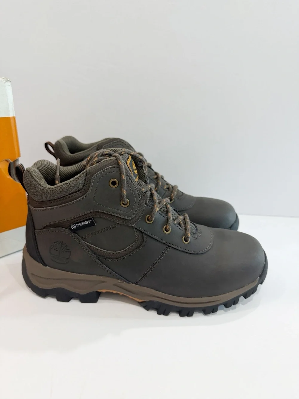 Timberland Kids' Mt. Maddsen Mid Waterproof Hiking Boots